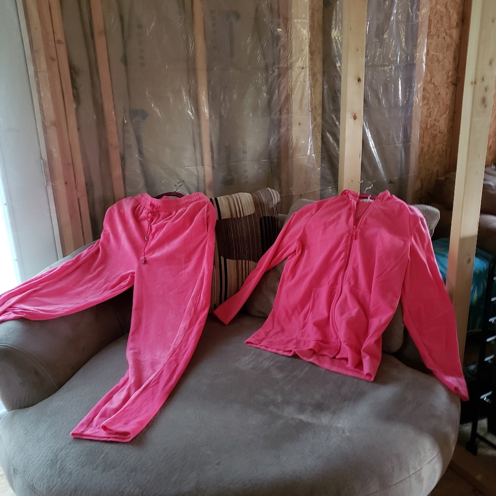 Hot Pink and Charcoal Grey  Tamsey Velvet sweatsuits.